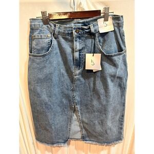 Happily Grey Denim Skirt Womens‎ 2/27 Frayed Hem Light Wash Pencil